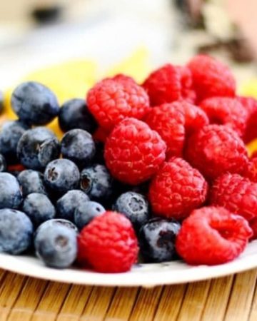 Add low carb fruit such as blueberries and raspberries to keto diet