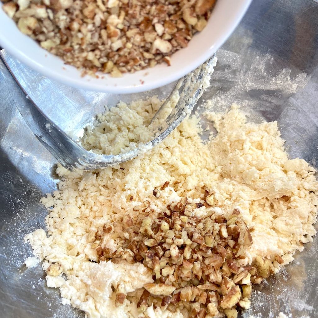 preparing crust for pistachio pudding dessert