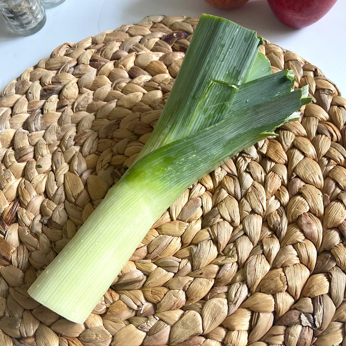 leek on table ready to slice