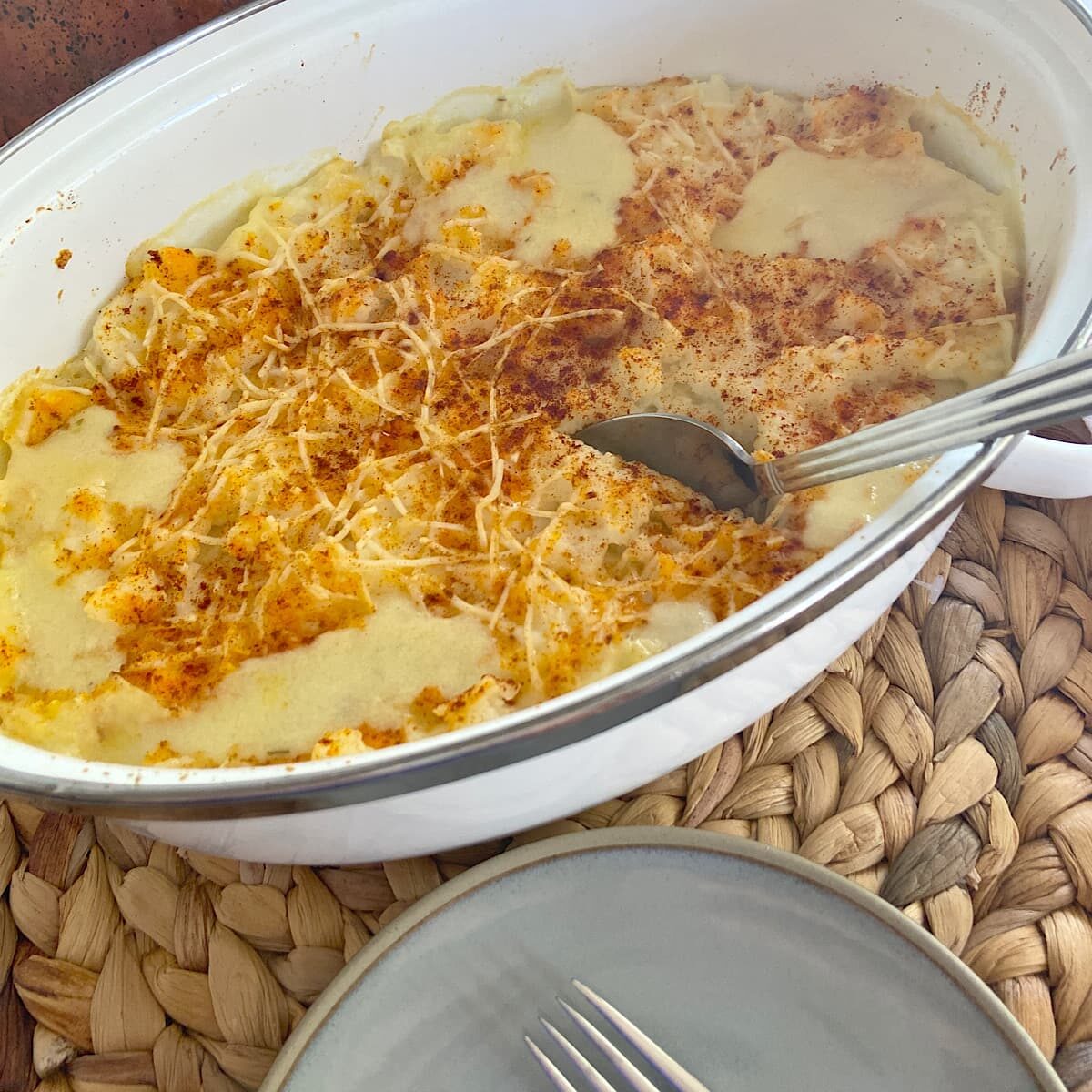 Baked turkey shepherd's pie ready to serve.